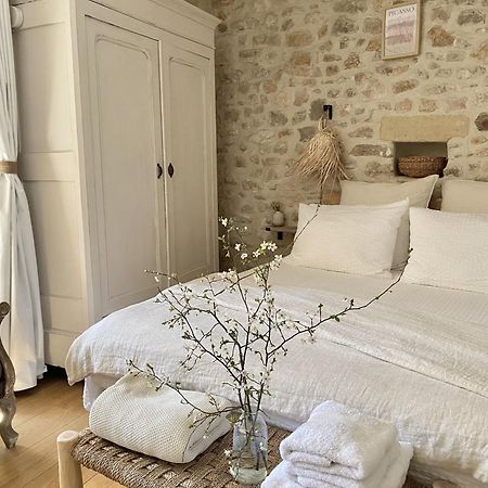 La Dame Jeanne Bed and Breakfast Fontanes  Eksteriør billede